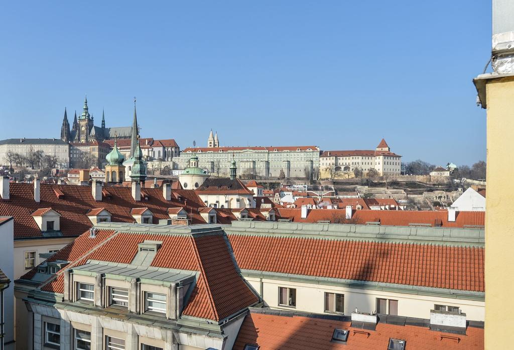 Amazing Charles Bridge Apartment Praha Eksteriør bilde